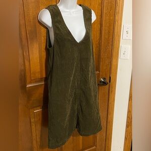 NICO. Nicholson & Nicholson Dark Olive Green pinafore Corduroy Dress Size 8-10